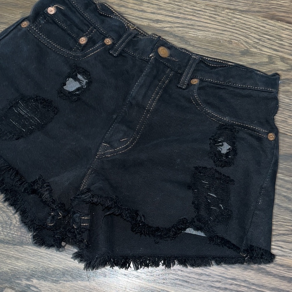 LEVI SHORTS - Picture 6 of 9